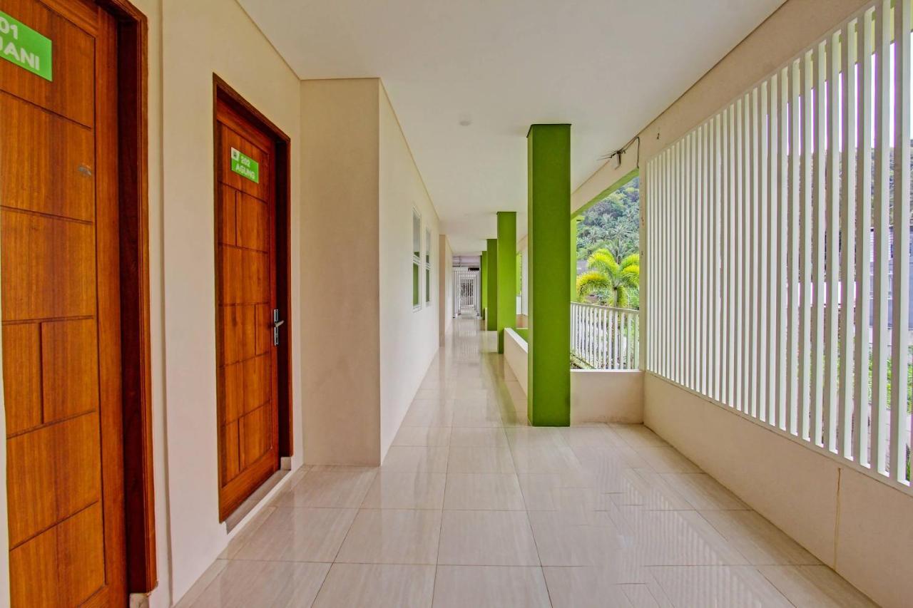 סנגיגי Capital O 91384 Rintaka Residence מראה חיצוני תמונה